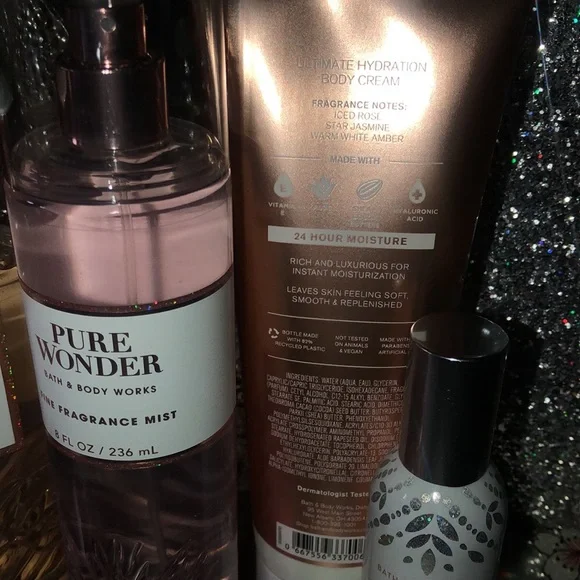 Bath and Bodyworks Pure Wounder Gift Set Combo